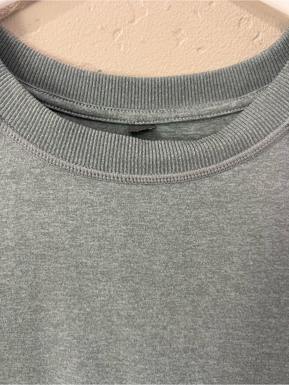 Vuori Halo Crewneck Sweatshirt
Size Small | Stormy Heather Green - Picture 4 of 7